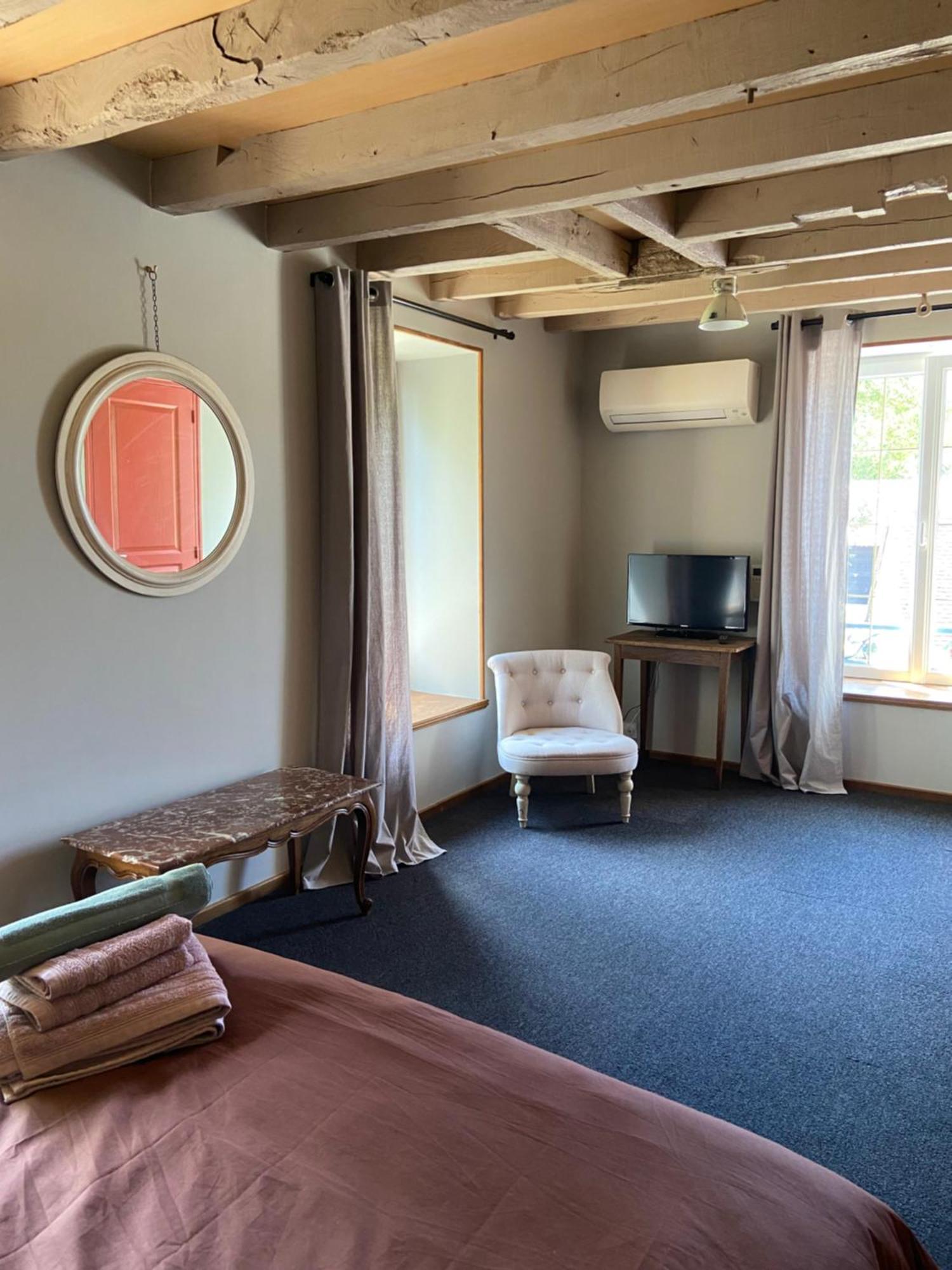 Moulin De Petoulle Hotel Charenton-du-Cher Eksteriør billede